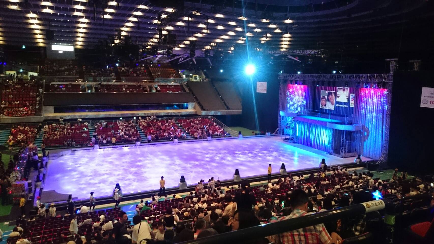 ディズニーオンアイス大阪公演|会場の雰囲気や各座席からの見え方・おすすめの席を紹介 | ぱぱのせなか